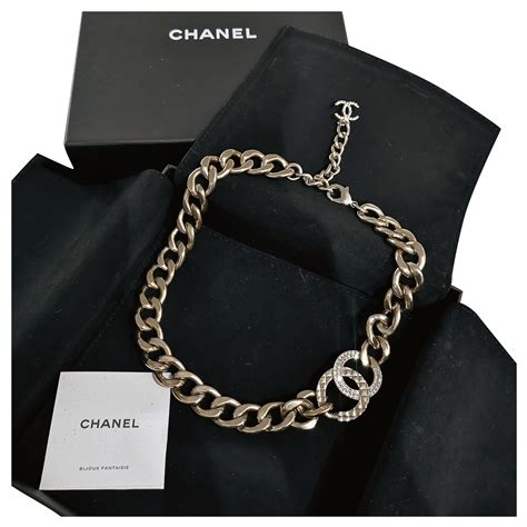 chanel 19 gold hardware|vintage Chanel hardware.